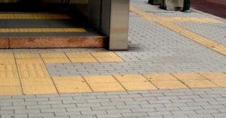 Тактильная плитка ПВХ в Ярцеве - купить от 712 руб. в ТротуарнаяПлитка