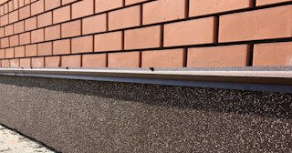 Облицовка цоколя керамогранитом в Ярцеве в октябре