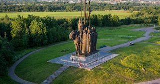 Благоустройство памятников в Ярцеве от 916 руб. – компания ТротуарнаяПлитка